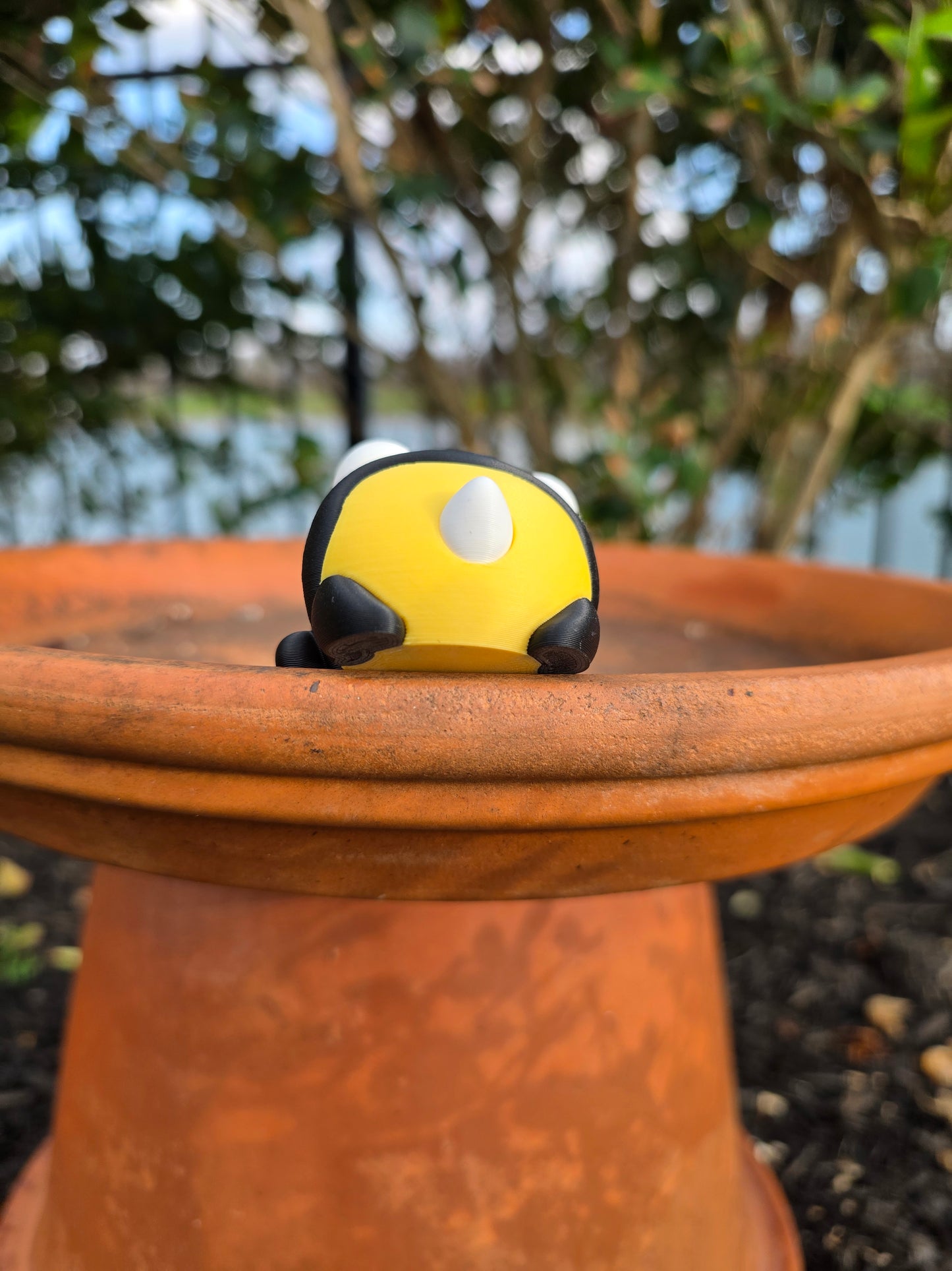 Clementine the Bee